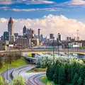 Foto von Hochhaus-Skyline von Atlanta, Georgia, USA bei Tag